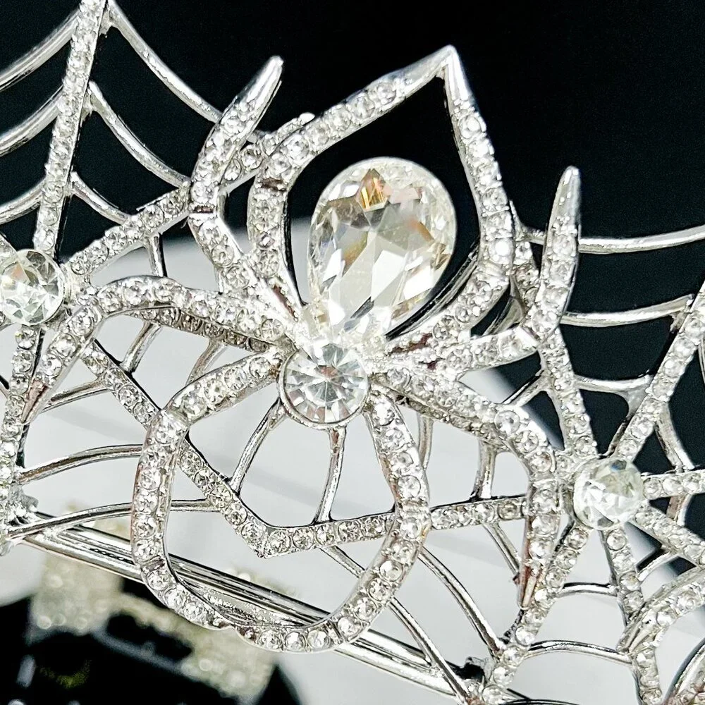 Halloween crown, Cosplay crown, silver spider crown, Gothic wedding headpiece